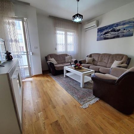 Gran Premium Apartamento Podgorica Exterior foto
