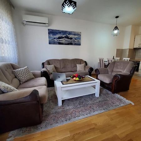 Gran Premium Apartamento Podgorica Exterior foto